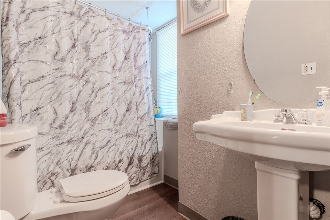 Versailles Boro, Pennsylvania 15132, United States, ,Residential,Active,45293