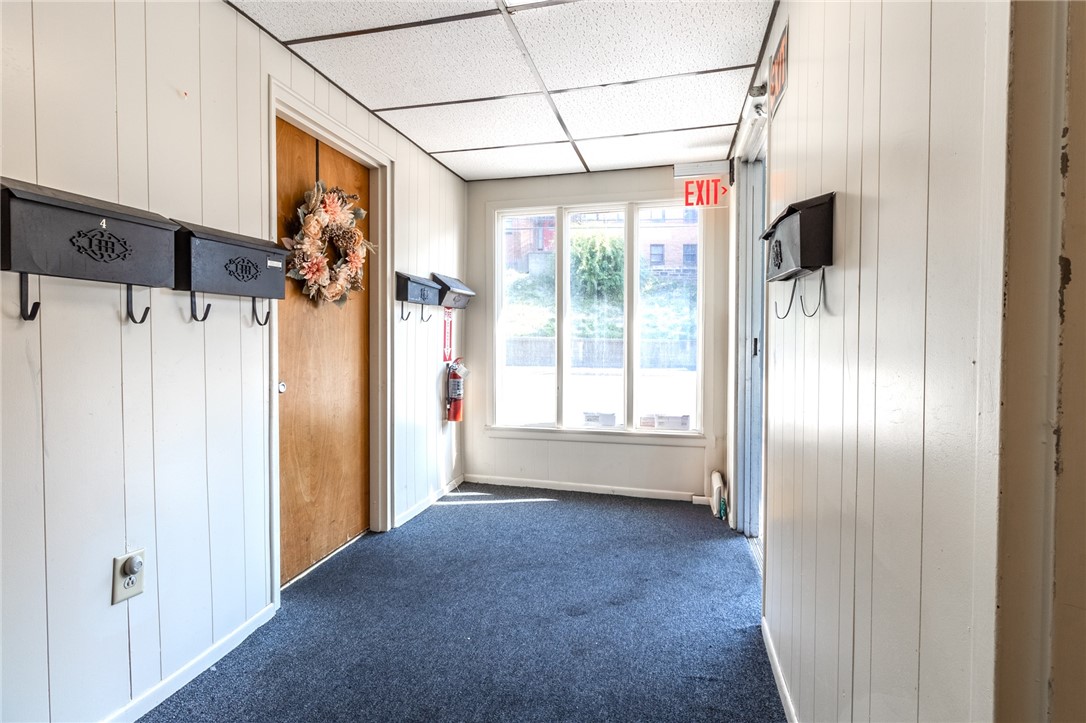 Versailles Boro, Pennsylvania 15132, United States, ,Residential,Active,45293