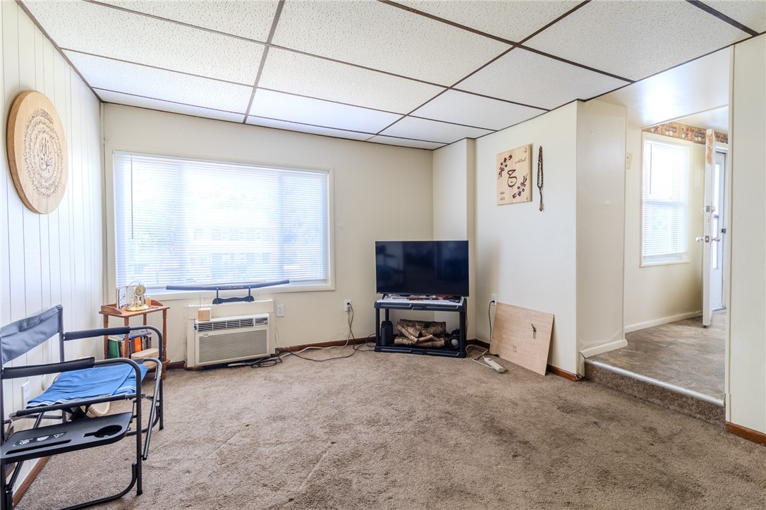 Versailles Boro, Pennsylvania 15132, United States, ,Residential,Active,45293