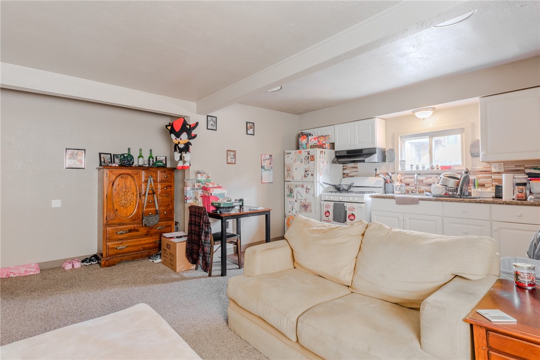Versailles Boro, Pennsylvania 15132, United States, ,Residential,Active,45293