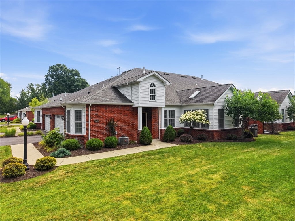 2403 Eloquent Ln