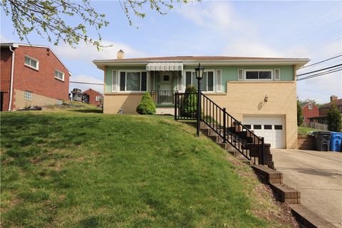 Photo of 2012 Spring Hill Rd, Pittsburgh, PA 15243 (MLS # 1748678)