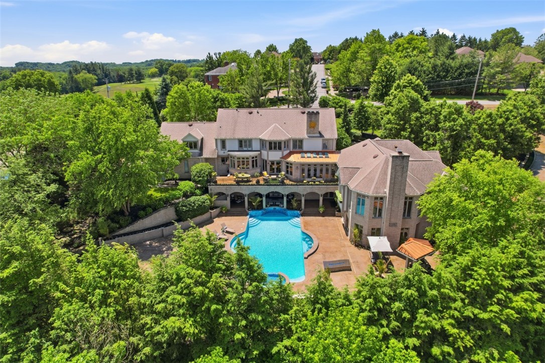 2500 Country Club Dr