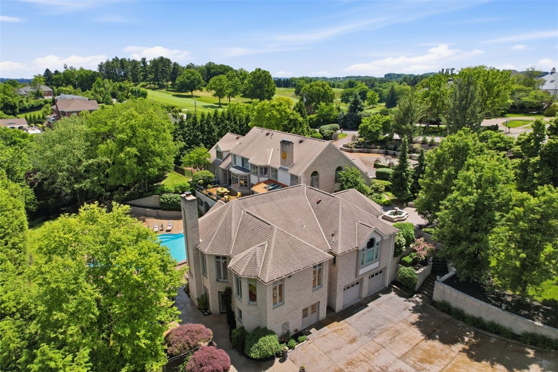 2500 Country Club Dr