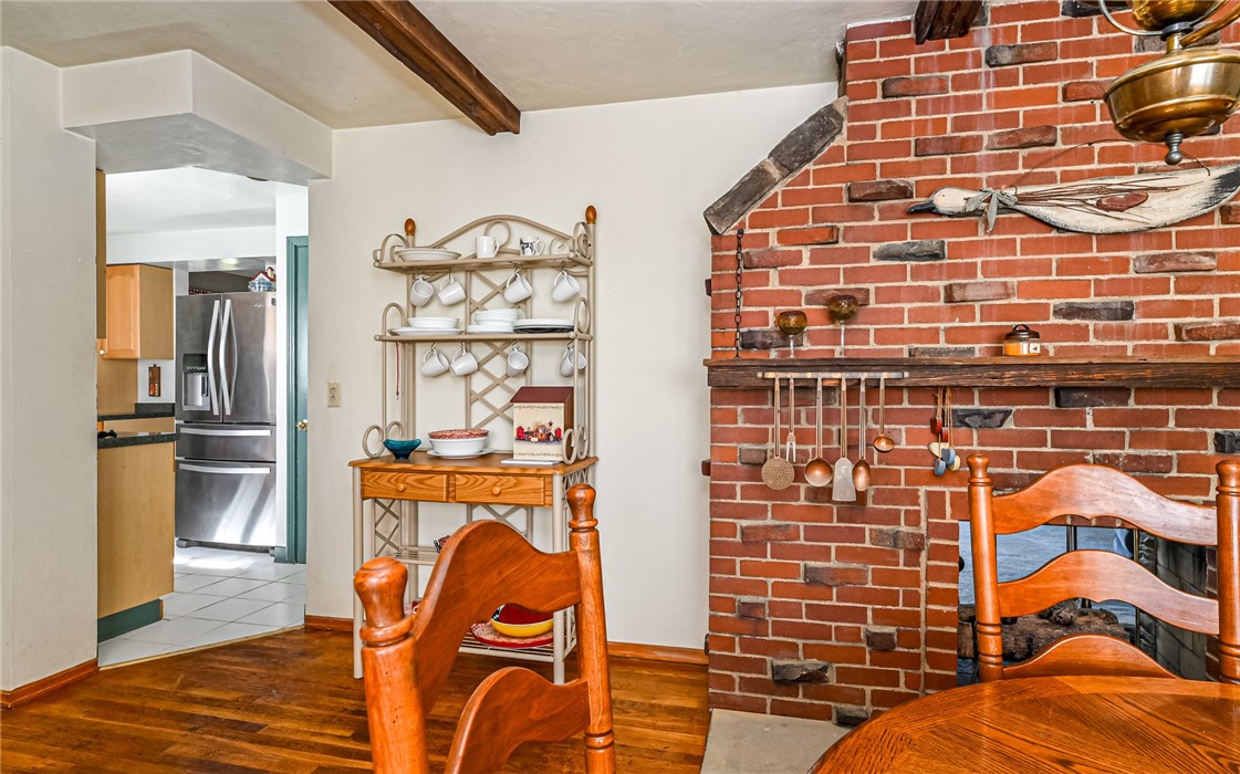 Ross Twp, Pennsylvania 15229, United States, 2 Bedrooms Bedrooms, ,2 BathroomsBathrooms,Residential,Active,94210