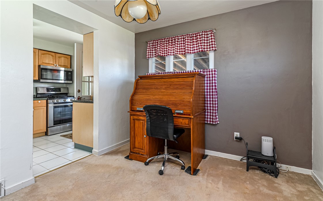 Ross Twp, Pennsylvania 15229, United States, 2 Bedrooms Bedrooms, ,2 BathroomsBathrooms,Residential,Active,94210