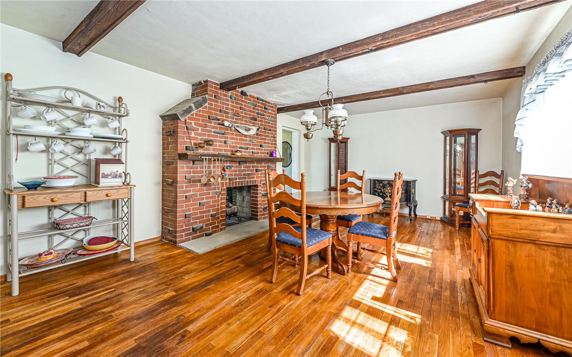 Ross Twp, Pennsylvania 15229, United States, 2 Bedrooms Bedrooms, ,2 BathroomsBathrooms,Residential,Active,94210