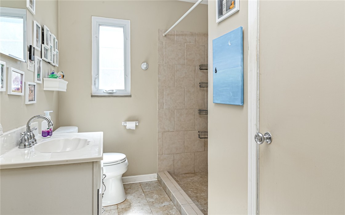 Ross Twp, Pennsylvania 15229, United States, 2 Bedrooms Bedrooms, ,2 BathroomsBathrooms,Residential,Active,94210