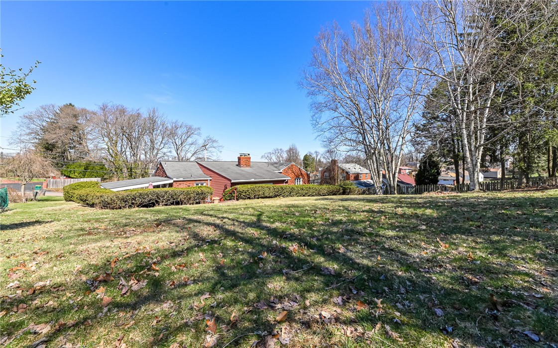 Ross Twp, Pennsylvania 15229, United States, 2 Bedrooms Bedrooms, ,2 BathroomsBathrooms,Residential,Active,94210