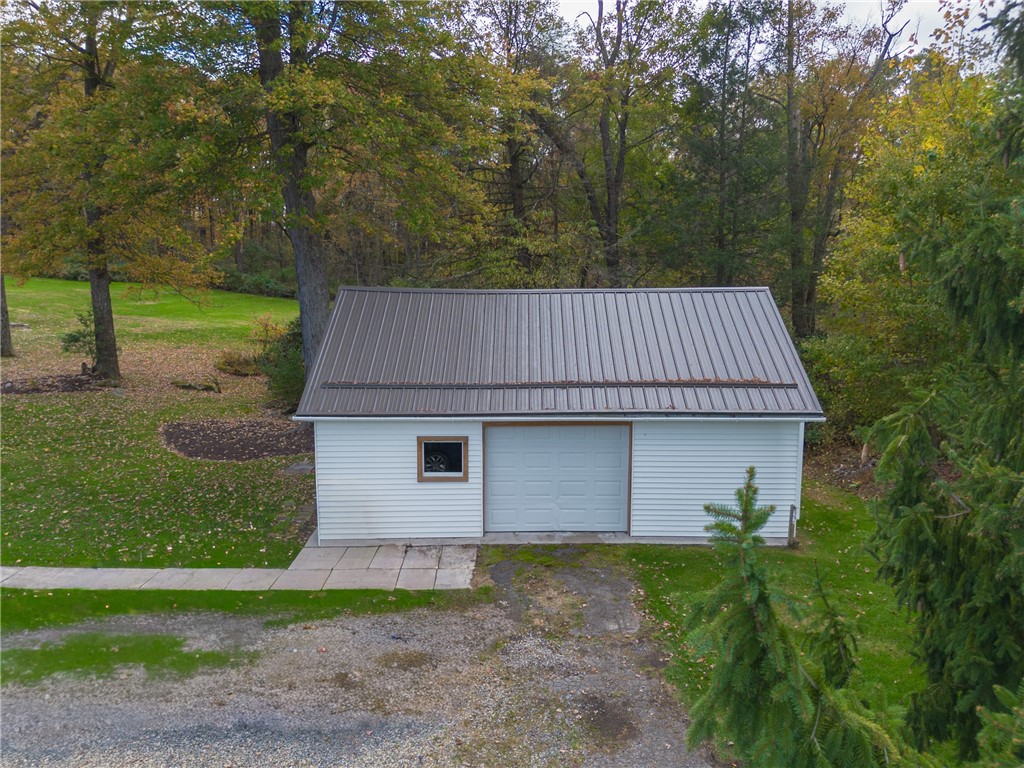 Jenner Twp, Pennsylvania 15563, United States, 4 Bedrooms Bedrooms, ,2 BathroomsBathrooms,Residential,Active,227904