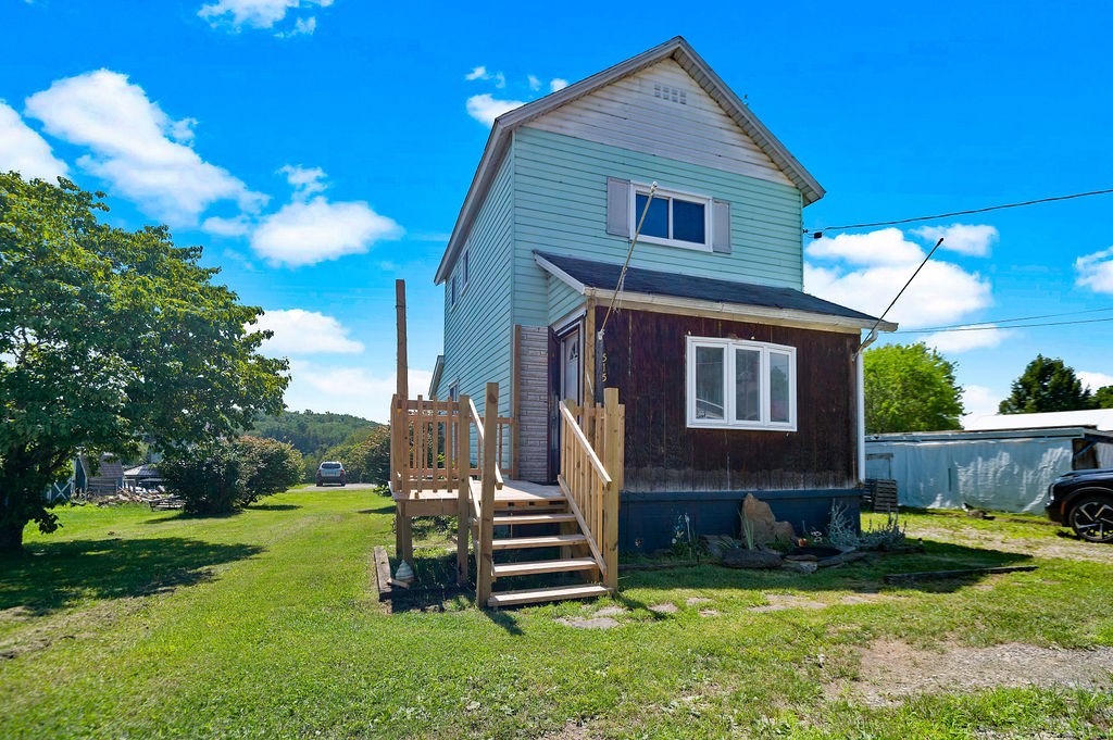 Photo 1 of 38 — 515 Green St, Saltsburg Area, PA 15681