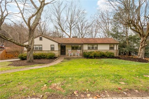 Photo of 11 Thornridge Rd, Pittsburgh, PA 15202 (MLS # 1732493)