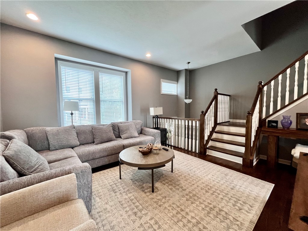 South Fayette, Pennsylvania 15017, United States, 4 Bedrooms Bedrooms, ,4 BathroomsBathrooms,Residential,Active,141870