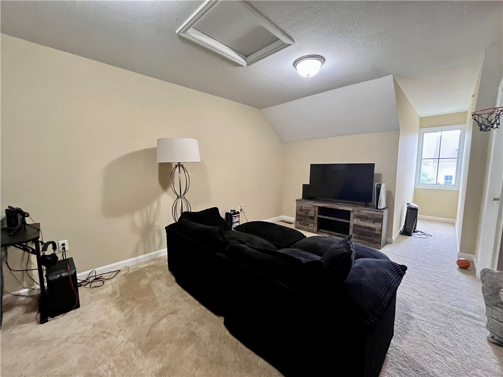 South Fayette, Pennsylvania 15017, United States, 4 Bedrooms Bedrooms, ,4 BathroomsBathrooms,Residential,Active,141870