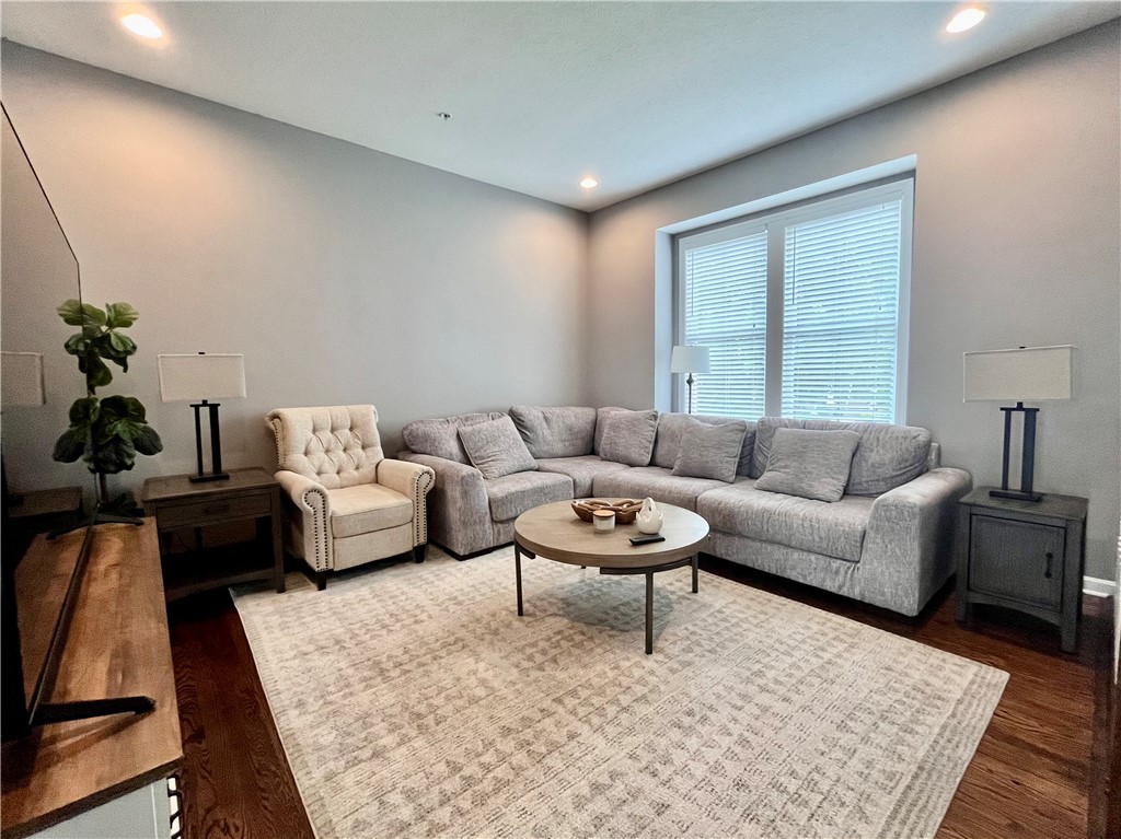 South Fayette, Pennsylvania 15017, United States, 4 Bedrooms Bedrooms, ,4 BathroomsBathrooms,Residential,Active,141870