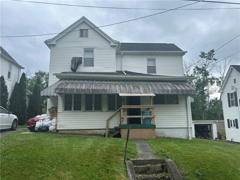 Photo of 3506 Kings Hill Rd, Connellsville, PA 15425 (MLS # 1760856)