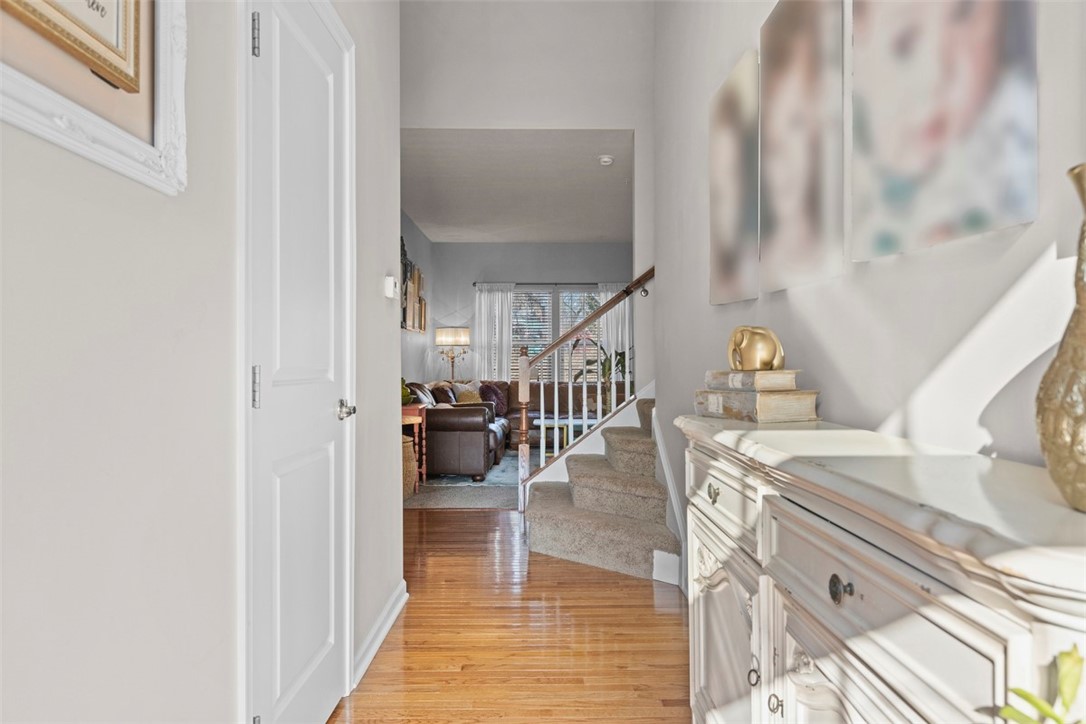 86 Kensington Dr