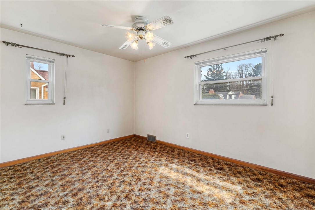 407 Maxwell Dr Dr, Whitehall, Pennsylvania image 16
