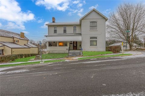 Photo of 143 Arabella St, McDonald, PA 15057 (MLS # 1733499)
