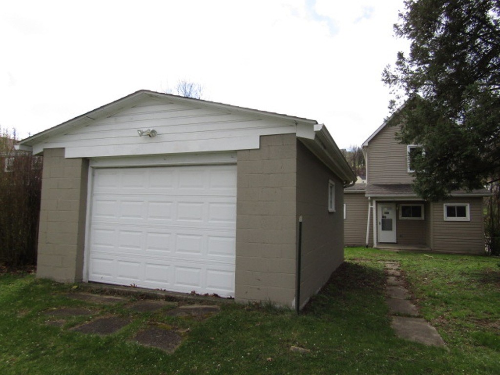413 Scott Ave Ave, Monessen, Pennsylvania image 5