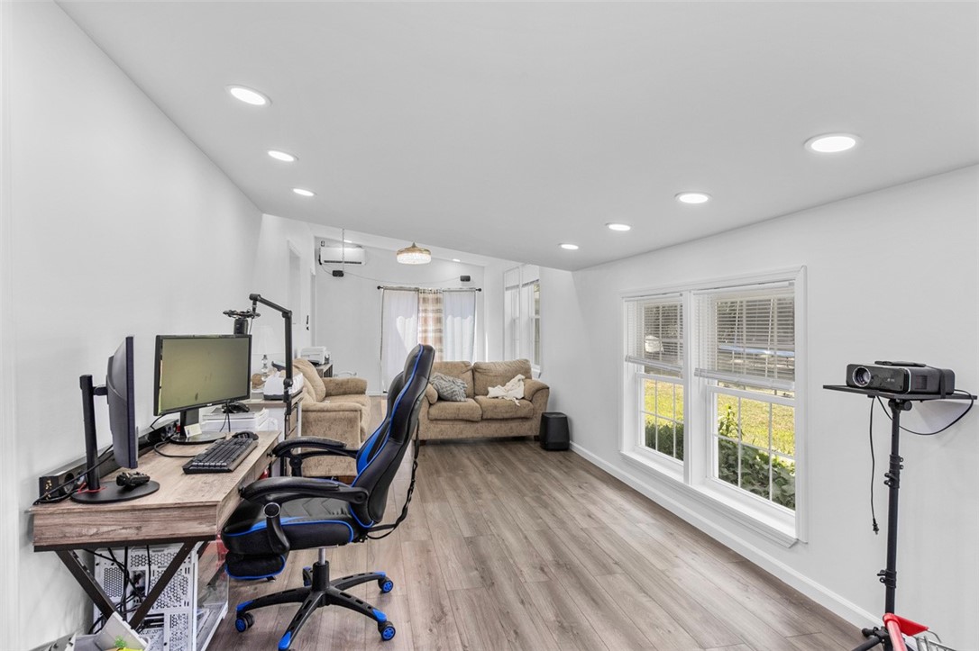 Murrysville, Pennsylvania 15668, United States, 5 Bedrooms Bedrooms, ,3 BathroomsBathrooms,Residential,Active,250292