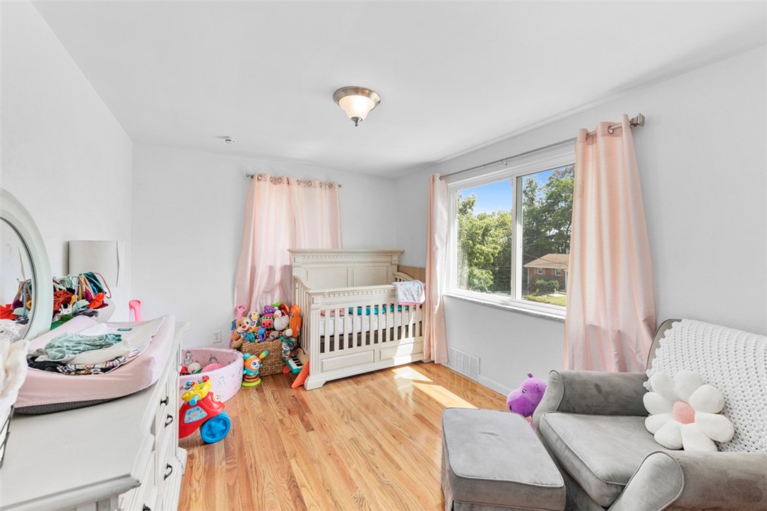 Murrysville, Pennsylvania 15668, United States, 5 Bedrooms Bedrooms, ,3 BathroomsBathrooms,Residential,Active,250292