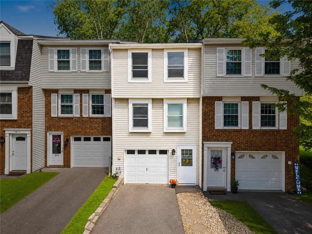 1017 Cottonwood Ct