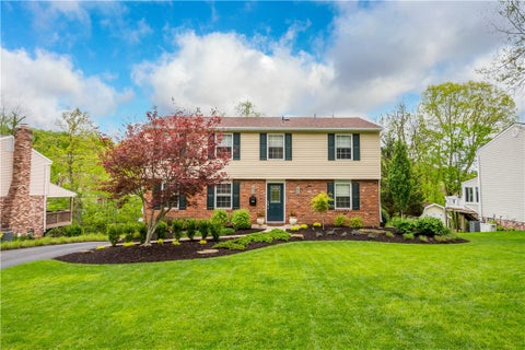 Homes For Sale - 5959 Daleview Drive Dr<br/> Bethel Park, PA 15102