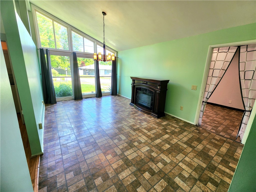 2490 Victoria Dr Dr, Hermitage, Pennsylvania image 12