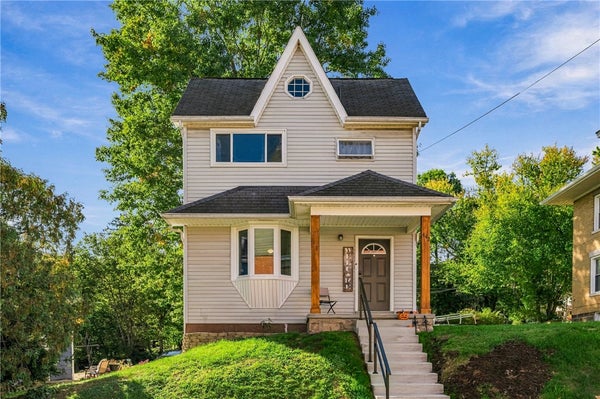 442 LINCOLN AVE, MARS, PA 16046 - Image 8d939e87b02ae05bfa8dd9e718bc2ce1/1918228026