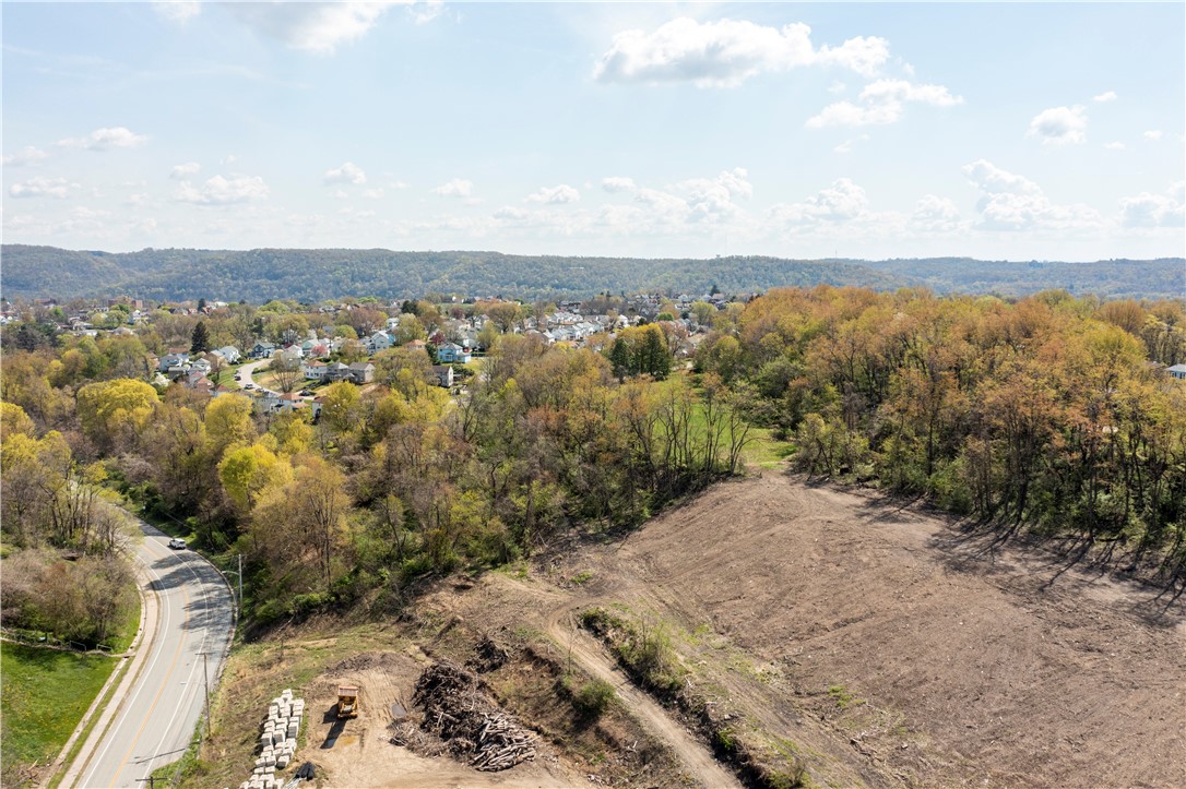 Lafeyette Drive, Clairton, Pennsylvania image 14