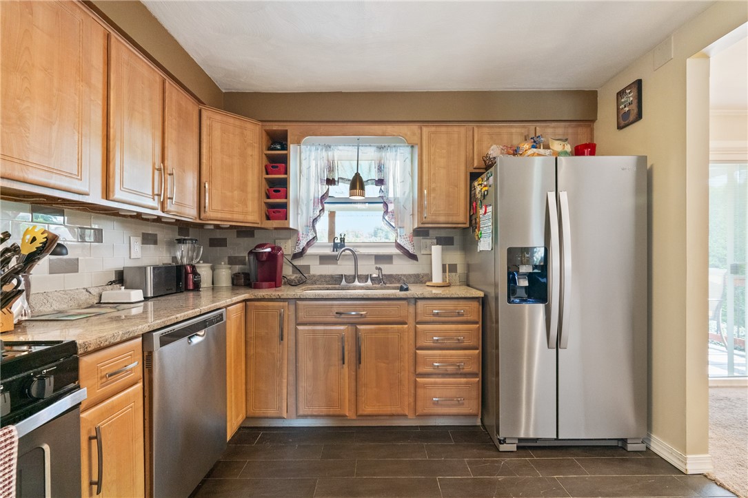 Lincoln Place, Pennsylvania 15207, United States, 4 Bedrooms Bedrooms, ,3 BathroomsBathrooms,Residential,Active,170365