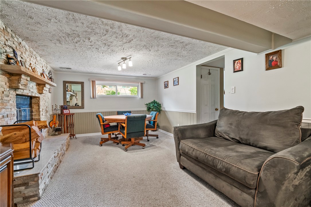 Lincoln Place, Pennsylvania 15207, United States, 4 Bedrooms Bedrooms, ,3 BathroomsBathrooms,Residential,Active,170365