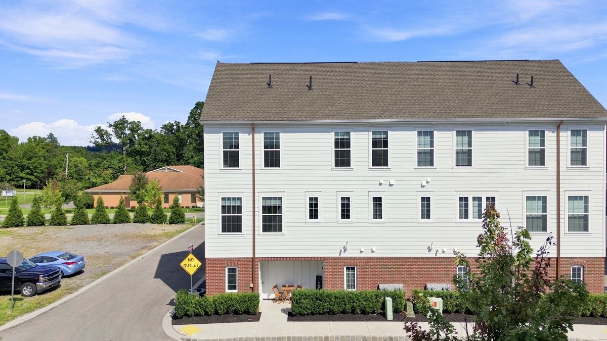 907 Vaughn Lane