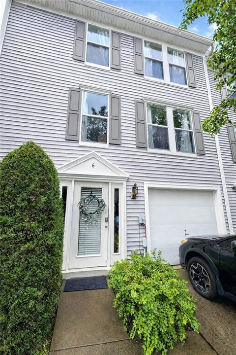 Photo of 6 Hemingway St, Pittsburgh, PA 15213 (MLS # 1738876)