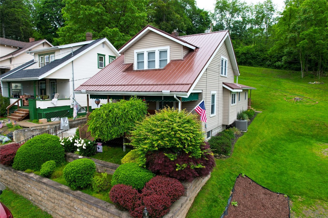 520 Ellwood Ave