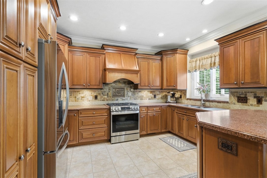 214 Cashmere Court