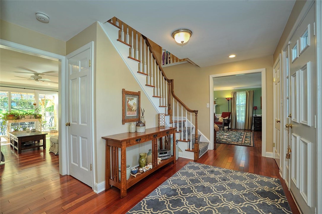 6 Elmcrest Rd