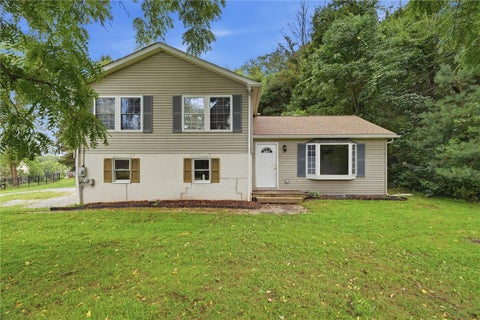 Photo for 139 Lemmon Hollow Rd