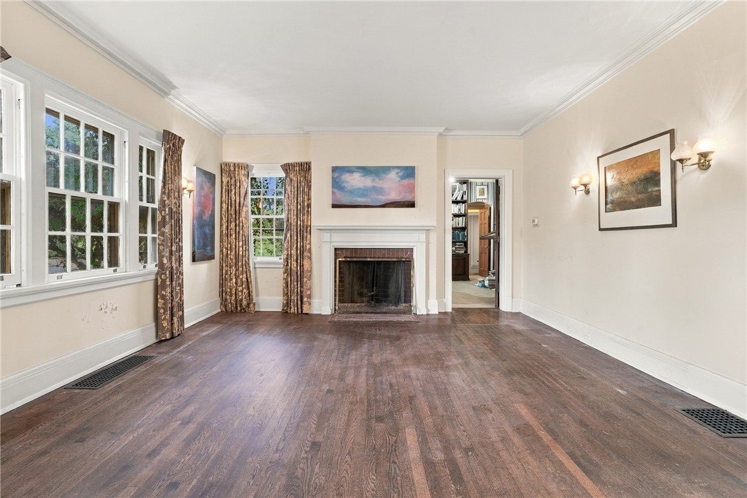 311 Dorseyville Rd