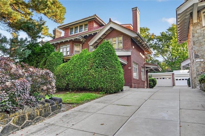 Photo 1 of 43 — 1321 Beechwood Blvd, Squirrel Hill, PA 15217