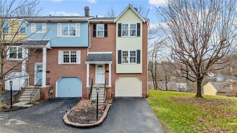 1618 Calico Ct Bethel Park PA 15102
