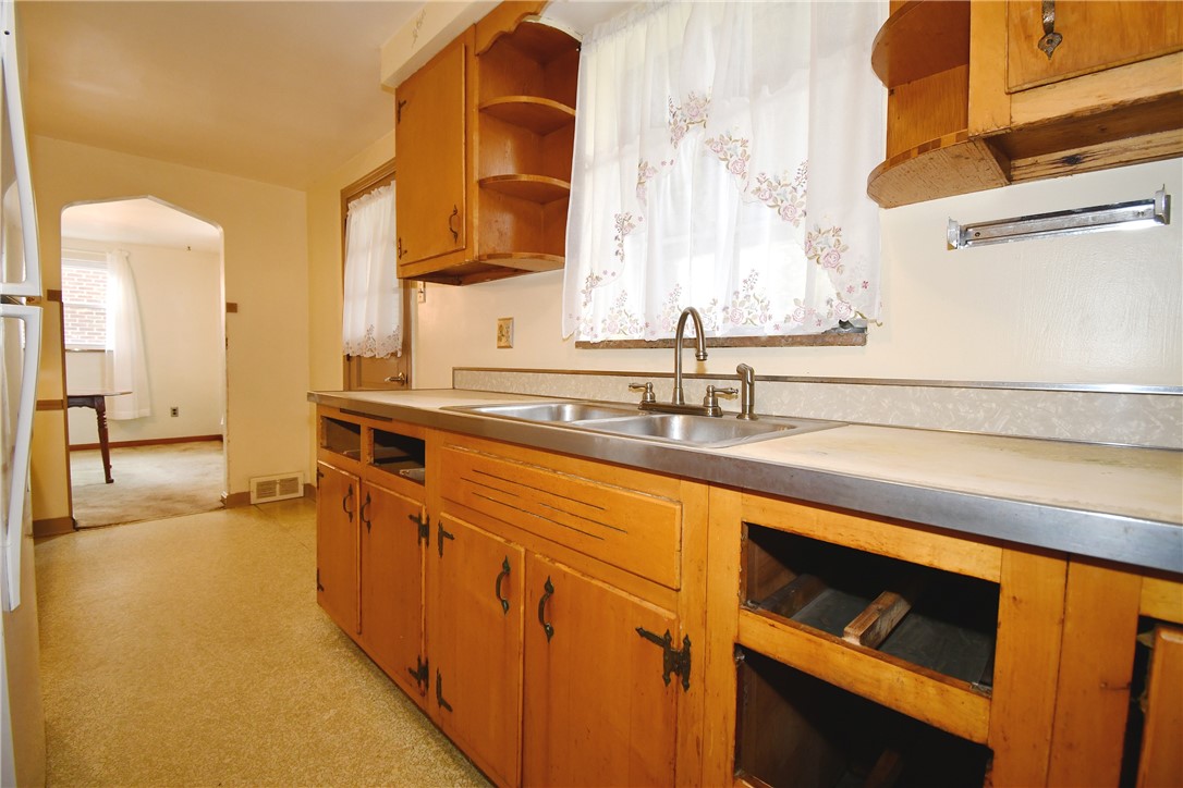 621 Steele St St, Baden, Pennsylvania image 11
