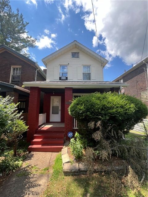 Photo of 2027 Chalfant St, Pittsburgh, PA 15221 (MLS # 1737621)