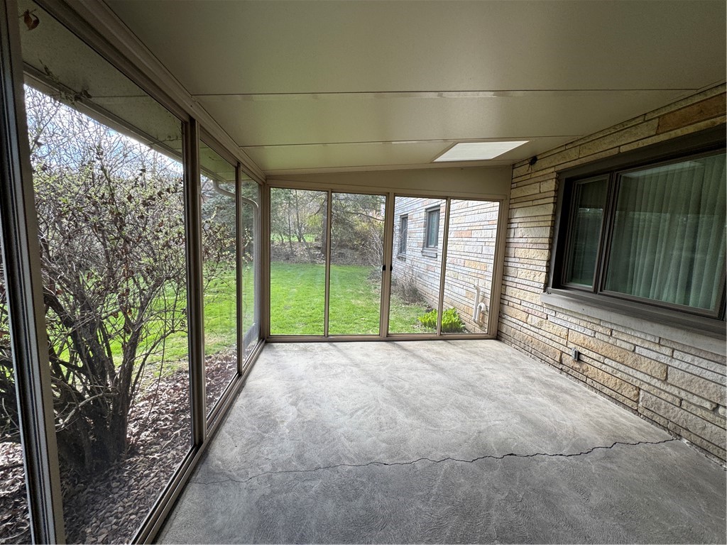 2200 Fawcett Ave Ave, White Oak, Pennsylvania image 16
