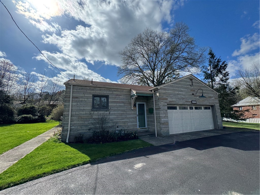 2200 Fawcett Ave Ave, White Oak, Pennsylvania image 1