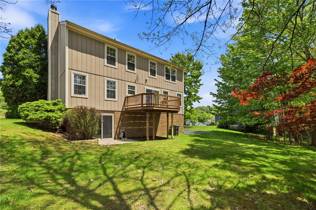 402 Monmouth Dr