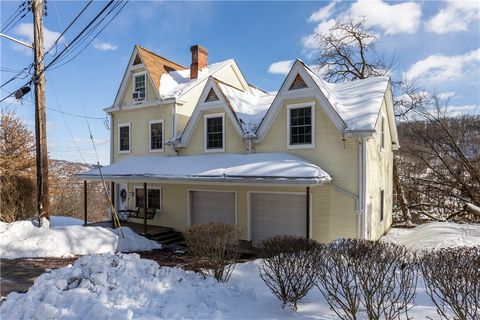 Photo of 2433 Glen Mawr St, Pittsburgh, PA 15204 (MLS # 1738720)