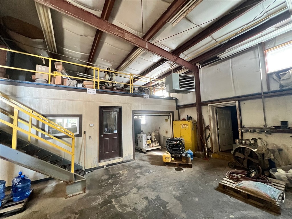 Burrel/Blacklick, Pennsylvania 15750, United States, ,Commercial,Active,247093