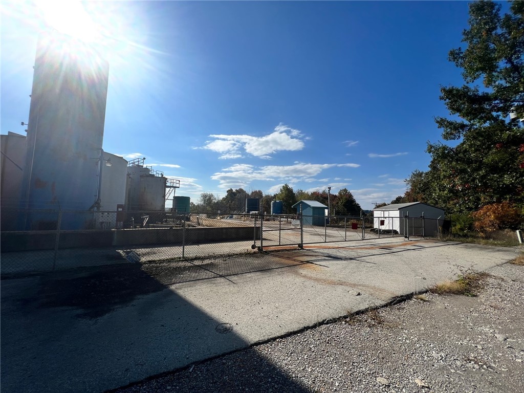 Burrel/Blacklick, Pennsylvania 15750, United States, ,Commercial,Active,247093